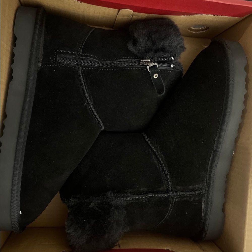 New black boots